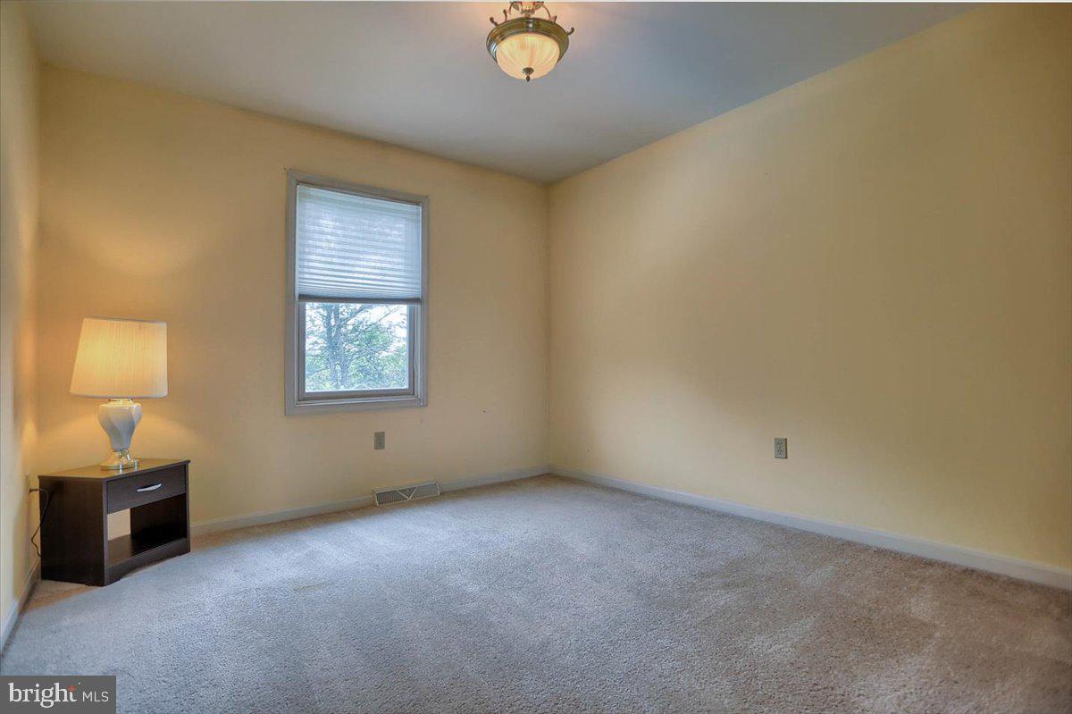 6405 Churchill Road Harrisburg, PA 17111 - Photo 21 of 43