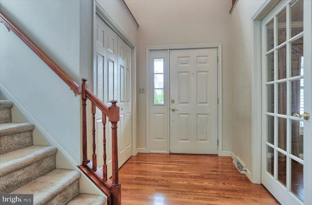 6405 Churchill Road Harrisburg, PA 17111 - Photo 6 of 43