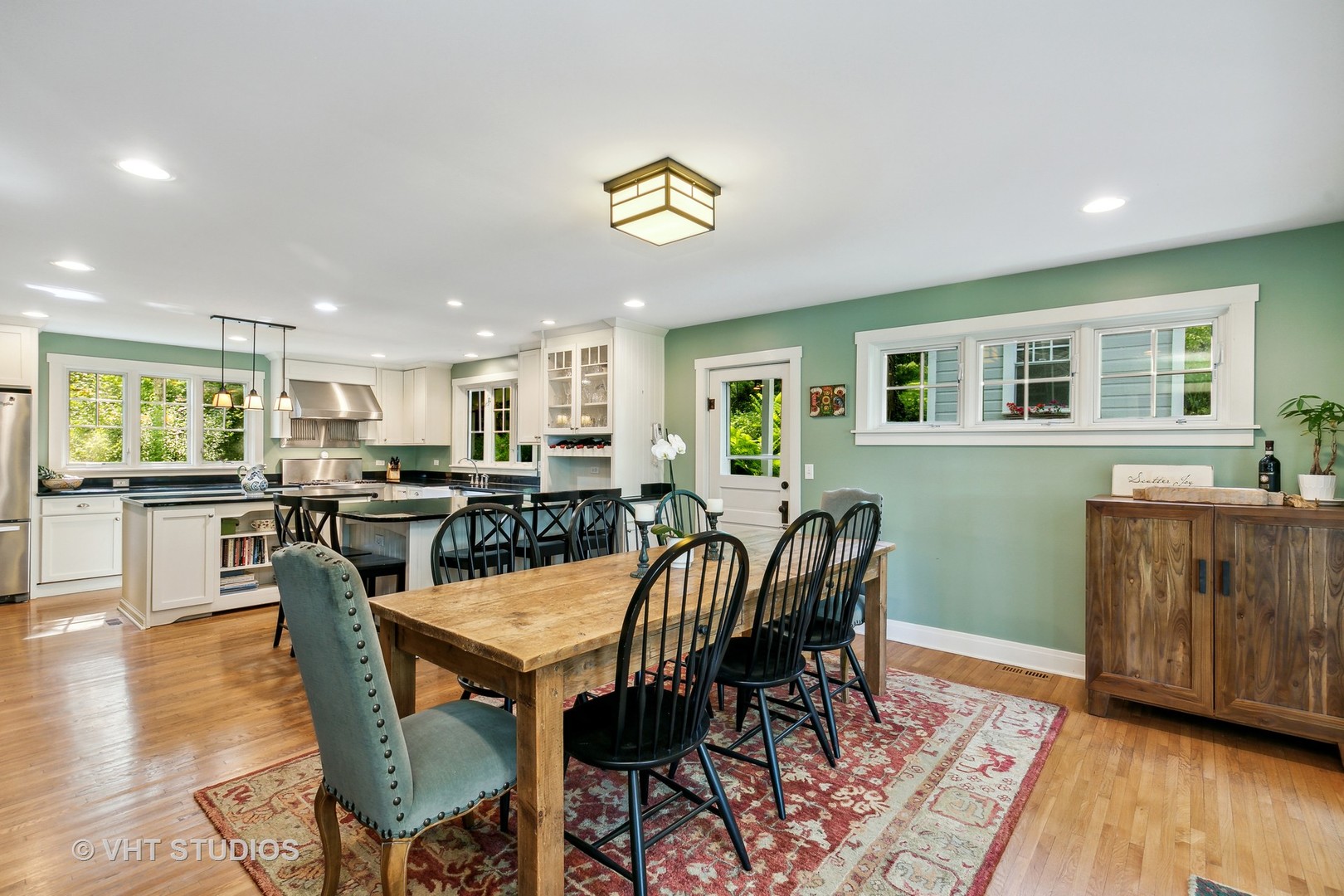 804 Murray Road Tower Lakes, IL 60010 - Photo 11 of 44 a view of a dining room with furniture and wooden floor