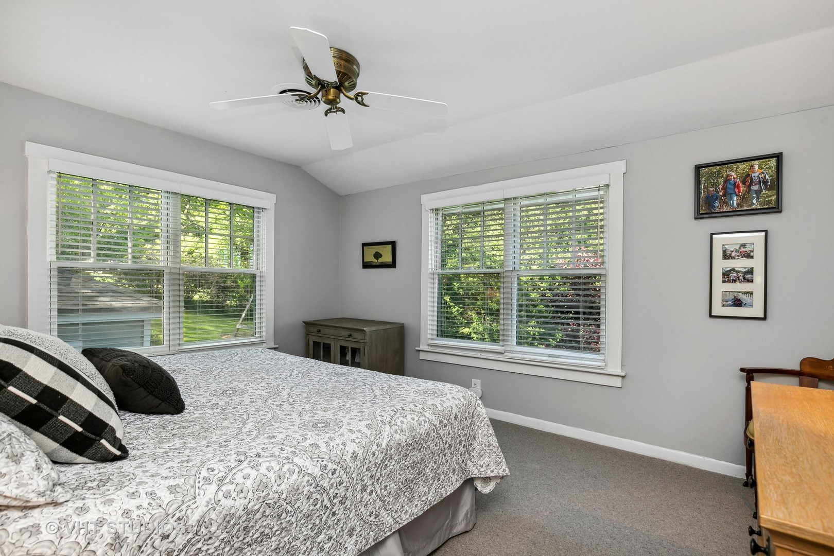 804 Murray Road Tower Lakes, IL 60010 - Photo 19 of 44 a bedroom with a bed a couch and a window