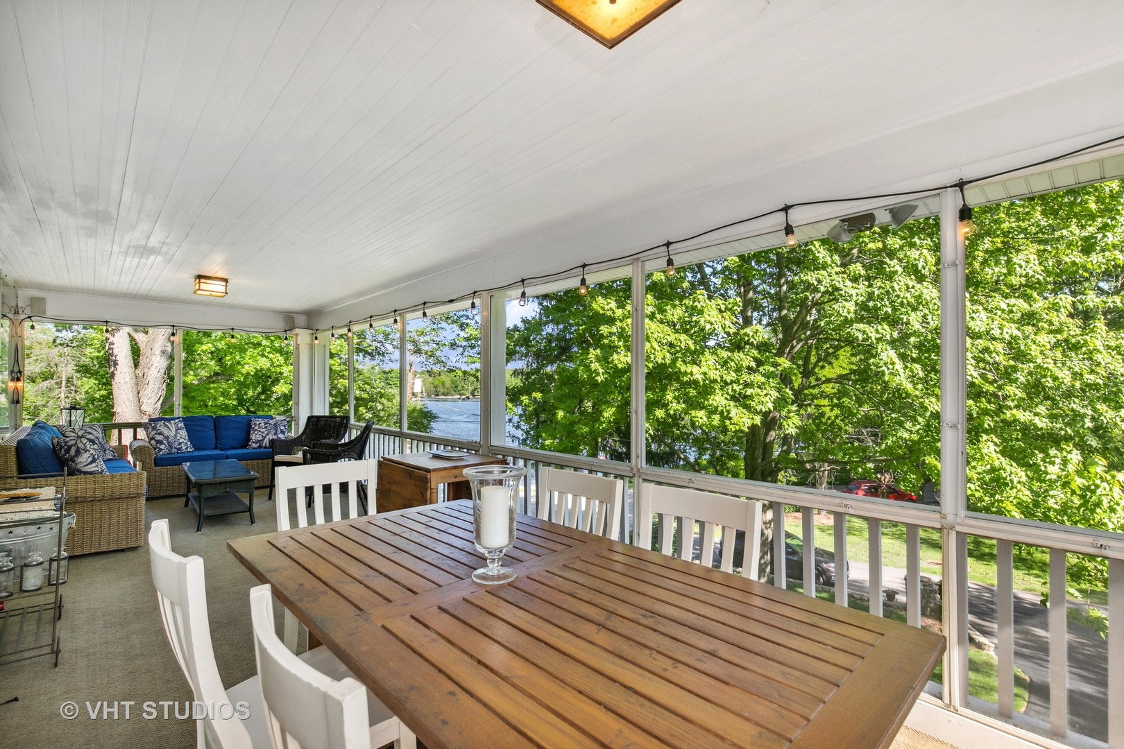 804 Murray Road Tower Lakes, IL 60010 - Photo 10 of 44 a view of a patio with wooden floor and outdoor seating