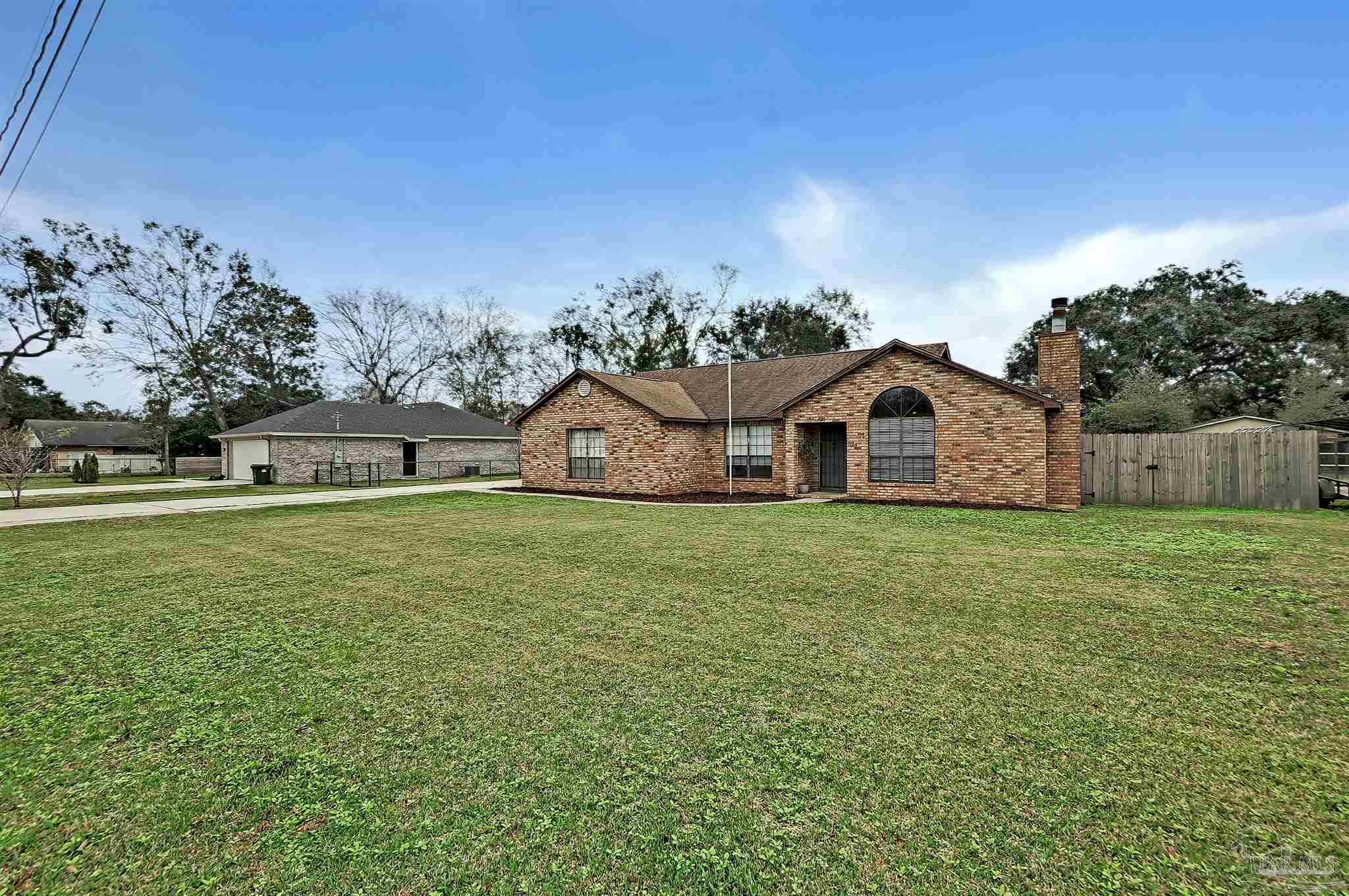 431 Robin Road Pensacola, FL 32514 - Photo 1 of 19 Gallery Image 1