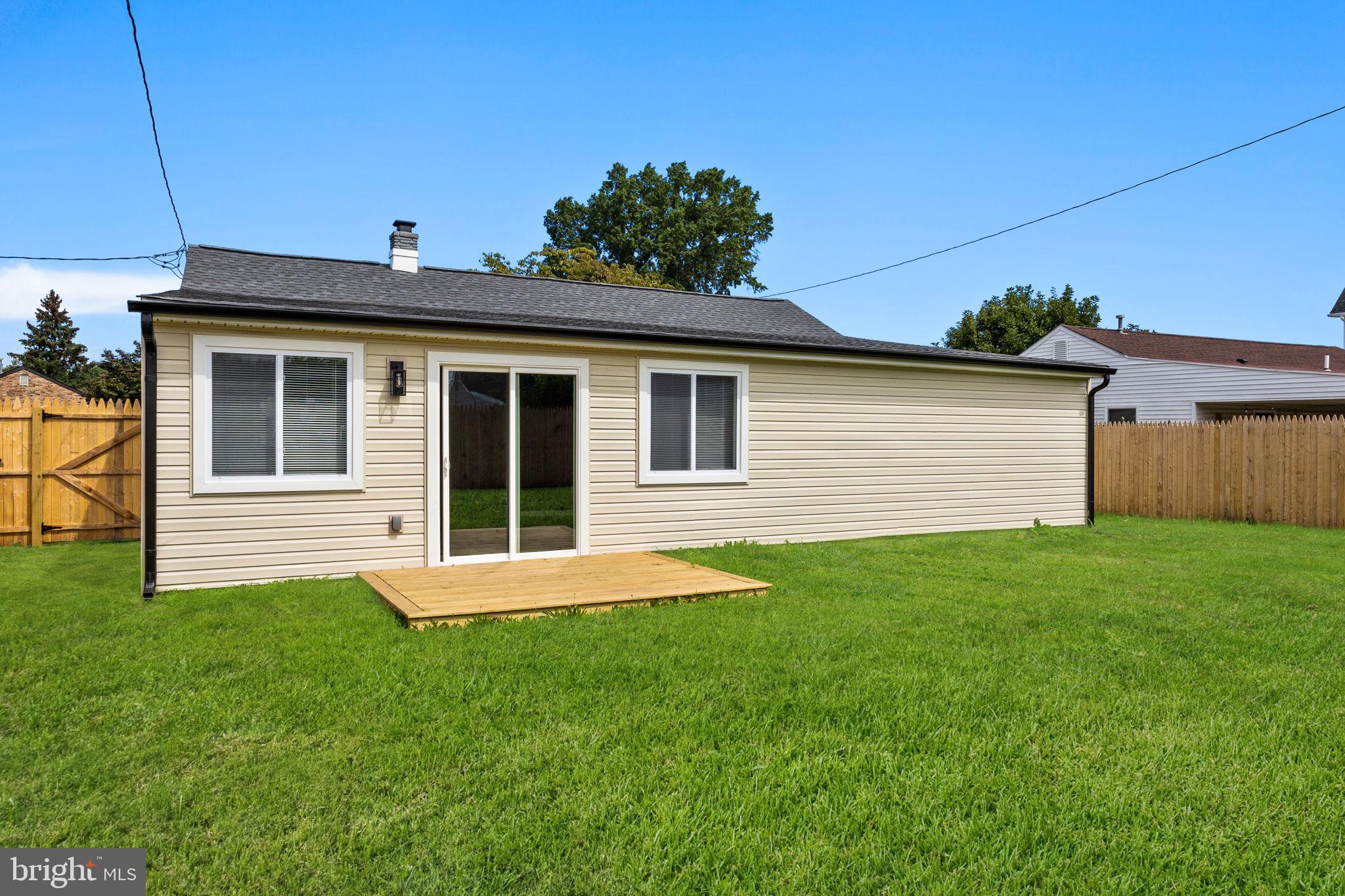 2763 Berwyn Road Bensalem, PA 19020 - Photo 31 of 35