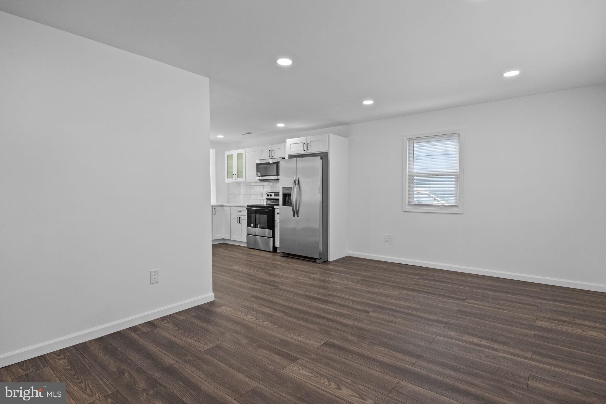 2763 Berwyn Road Bensalem, PA 19020 - Photo 5 of 35