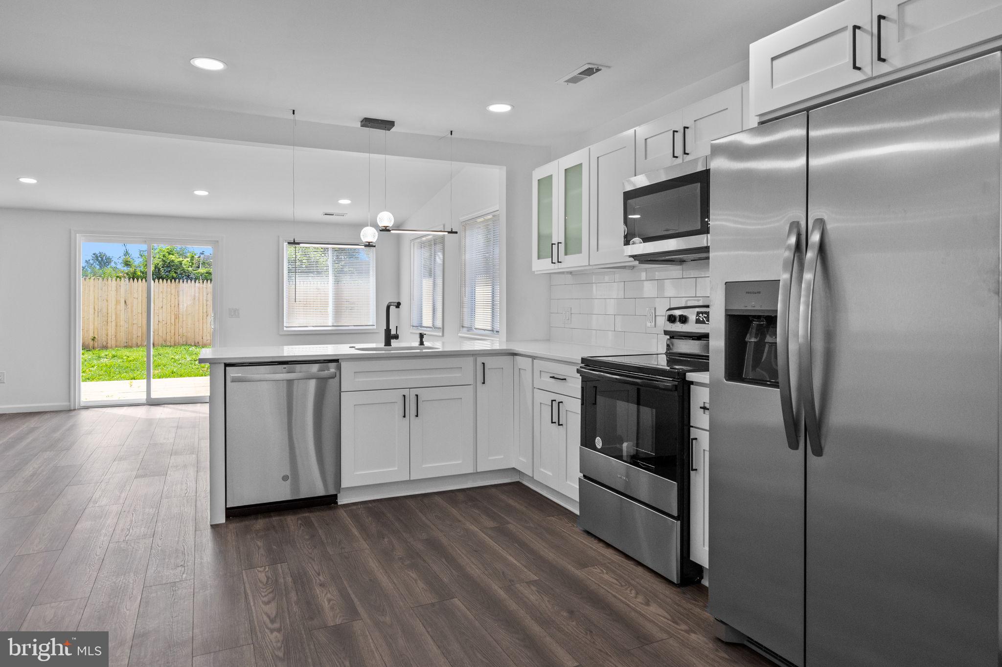 2763 Berwyn Road Bensalem, PA 19020 - Photo 8 of 35