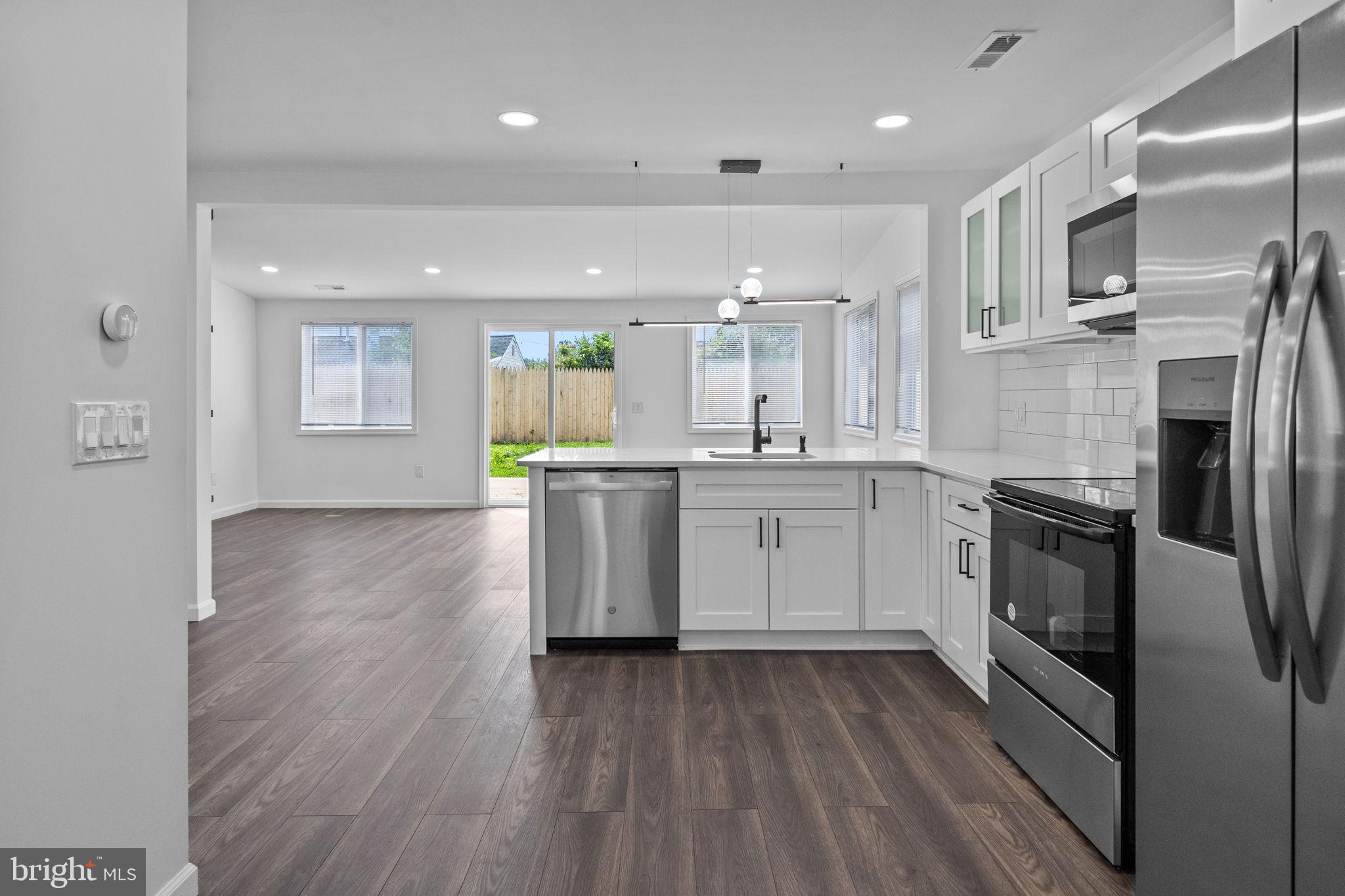 2763 Berwyn Road Bensalem, PA 19020 - Photo 9 of 35