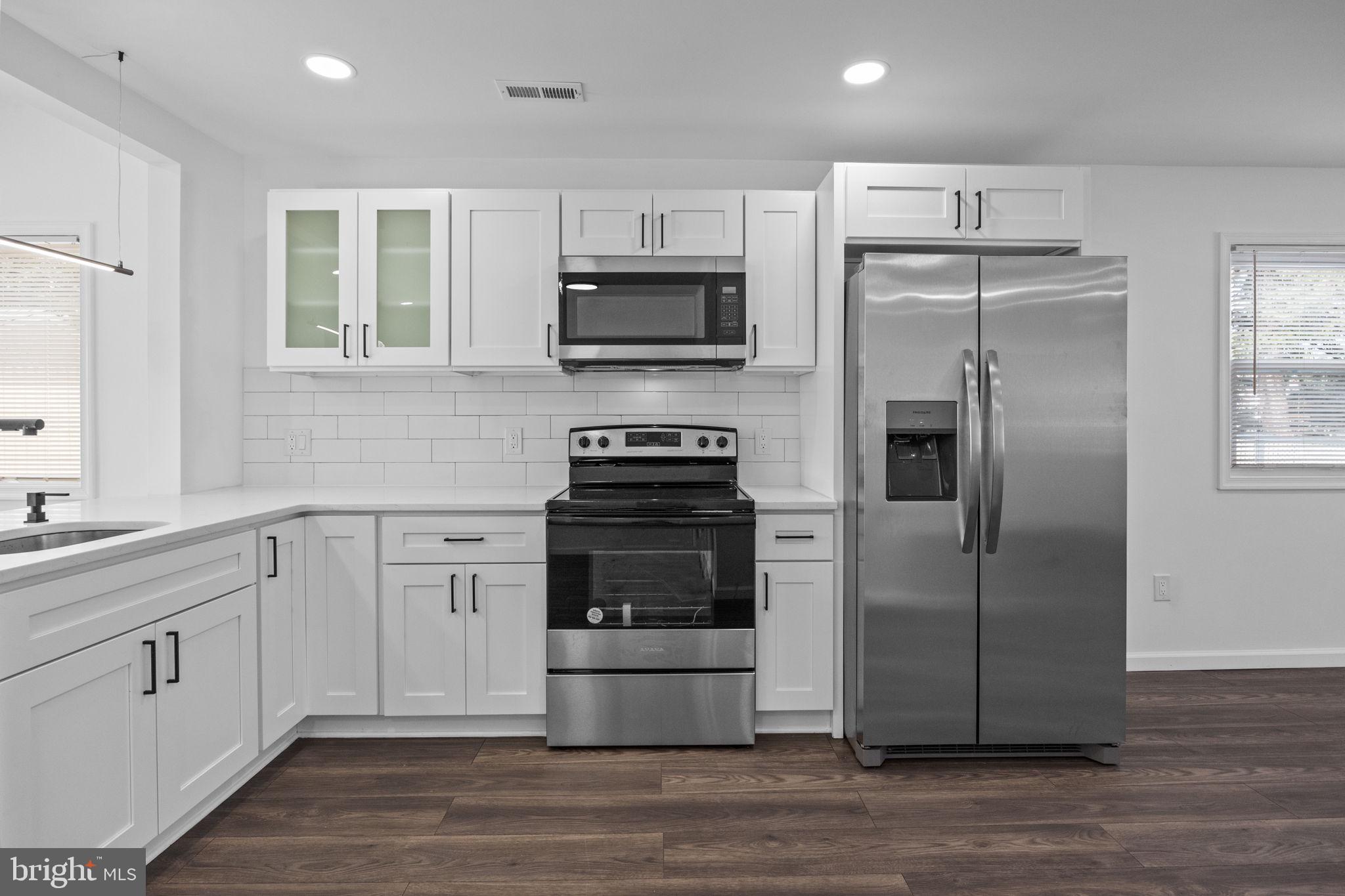 2763 Berwyn Road Bensalem, PA 19020 - Photo 10 of 35