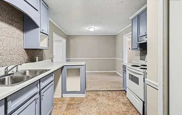 $1,999 | 4460 Marjorie Road Southwest, Snellville, GA 30039