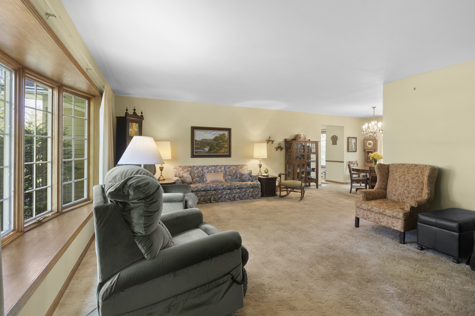 8518 Reese Road Harvard, IL 60033 - Photo 5 of 34 a living room with furniture and a large window