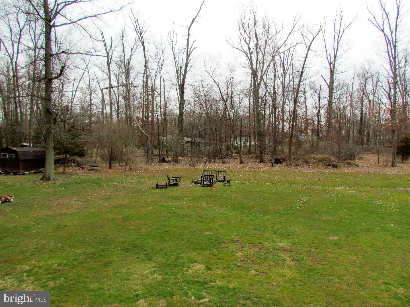 21 Woodside Road Perkasie, PA 18944 - Photo 25 of 25 a view of a park with large trees