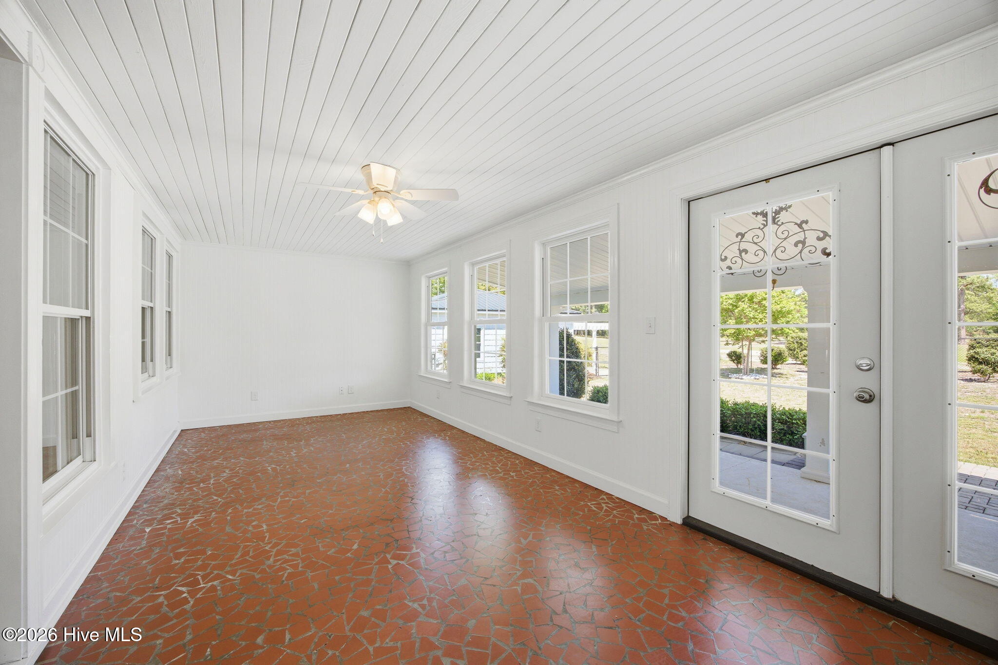 6995 River Road Washington, NC 27889 - Photo 13 of 55 24-web-or-mls-img_2989