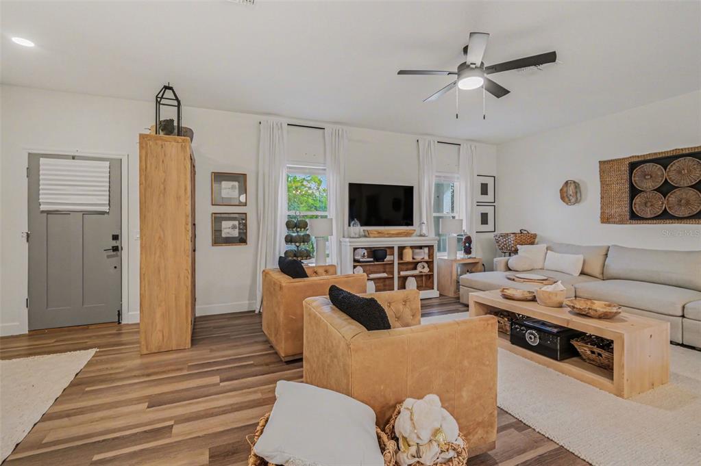 2740 Iris Road DeLand, FL 32724 - Photo 5 of 28 Gallery Image 5