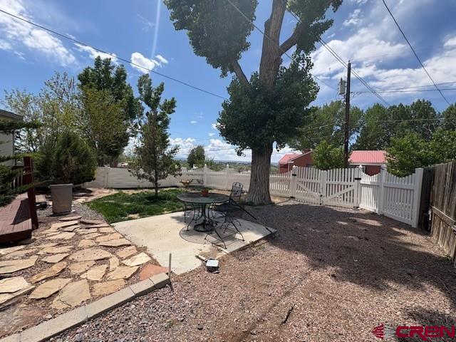 184 Garnet Avenue Delta, CO 81416 - Photo 33 of 36 a view of a park with plants and trees