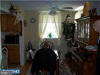 3150 Fordham Road Philadelphia, PA 19114 - Photo 3 of 11 Dining Room