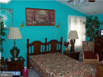 3150 Fordham Road Philadelphia, PA 19114 - Photo 9 of 11 Bedroom - Main