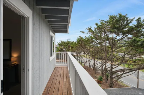 $1,189,000 | 297 Shoreline Highway, Mill Valley, CA 94941