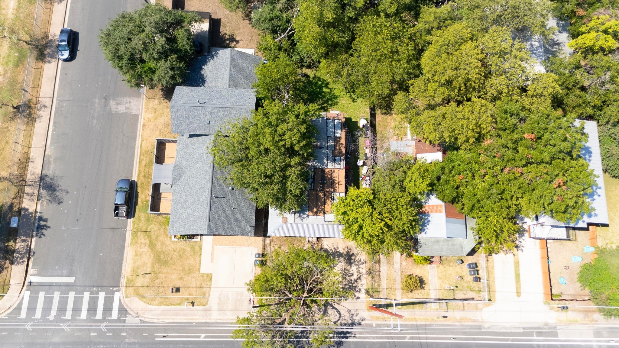 2909 East 5th Street Austin, TX 78702 - Photo 4 of 21 front view of a house