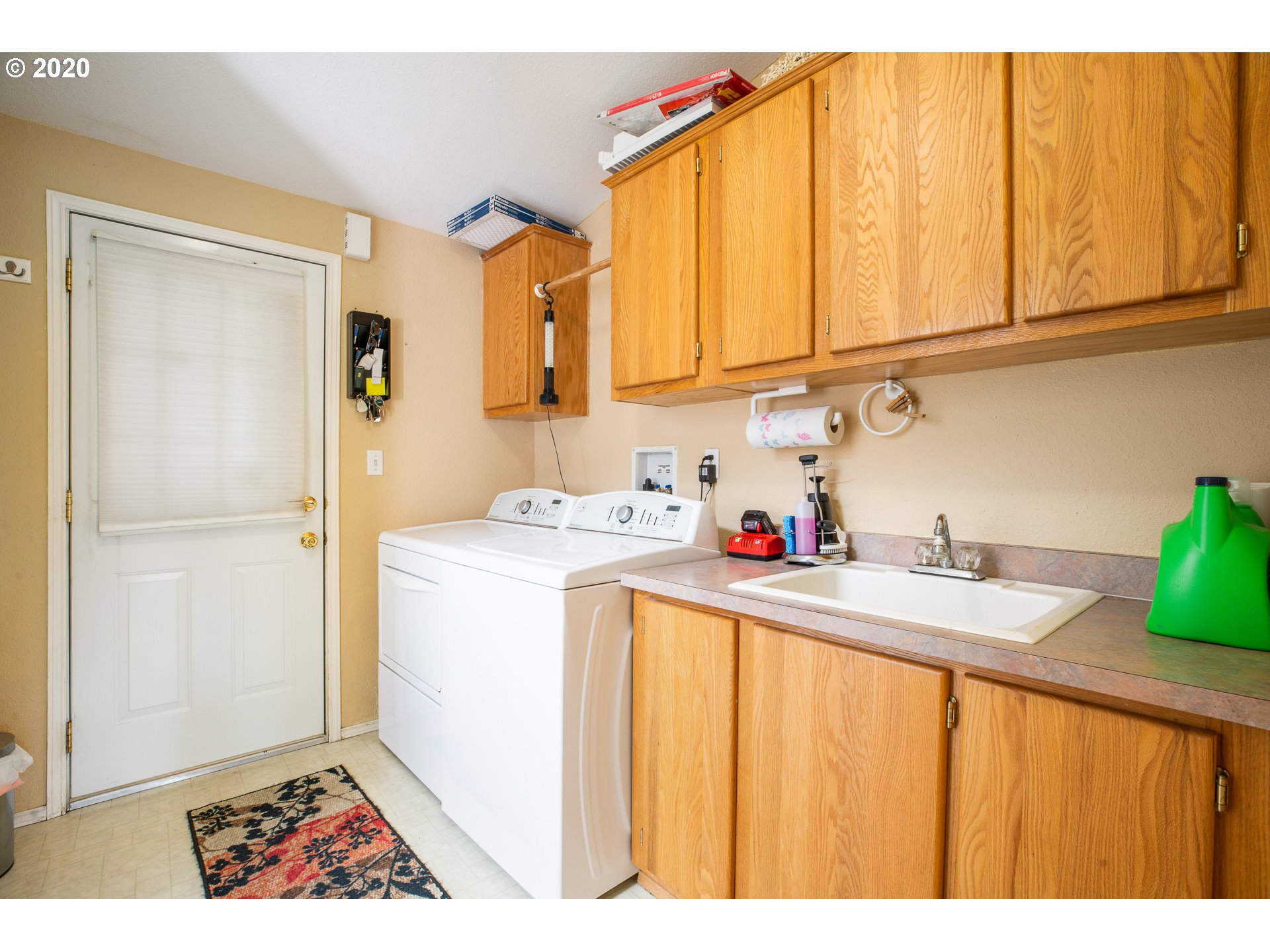 85961 Edenvale Road, Unit SP 74 Pleasant Hill, OR 97455 - Photo 29 of 32