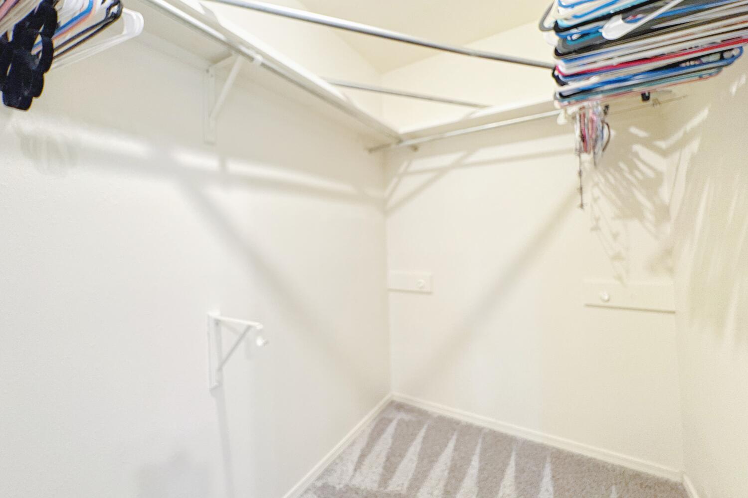 5005 96th Street Lubbock, TX 79424 - Photo 31 of 46 Primary Closet