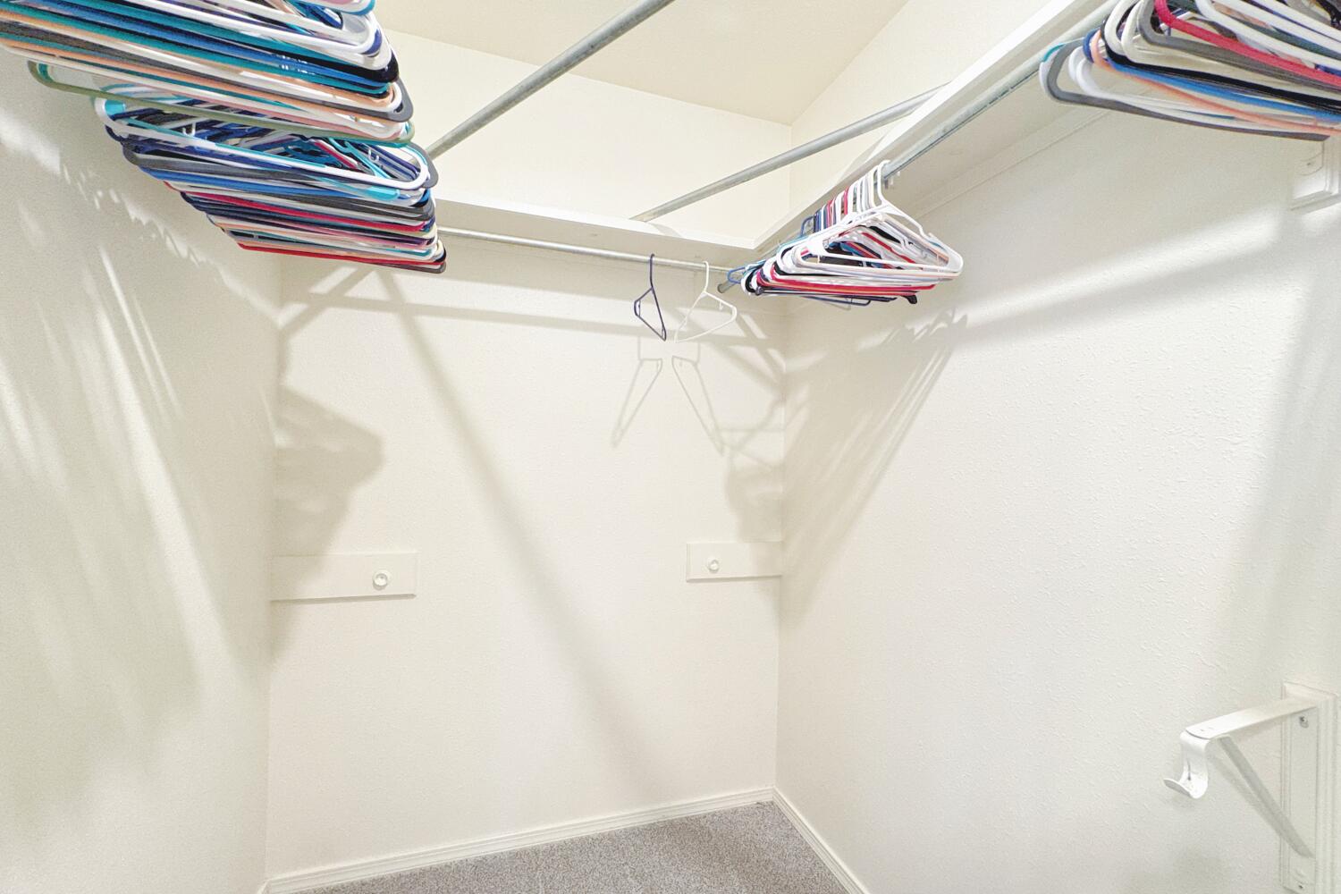 5005 96th Street Lubbock, TX 79424 - Photo 32 of 46 Primary Closet