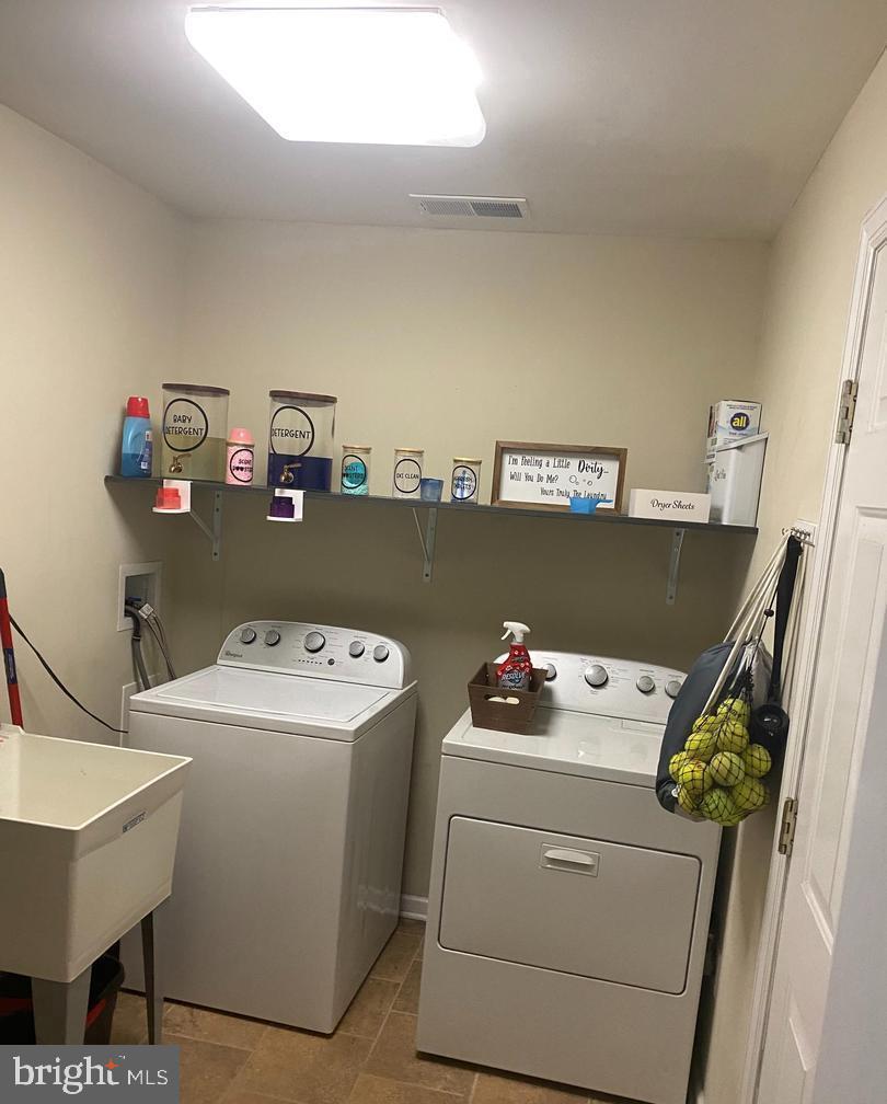 335 Cherry Hill Boulevard Cherry Hill, NJ 08002 - Photo 14 of 17 a utility room with dryer and washer