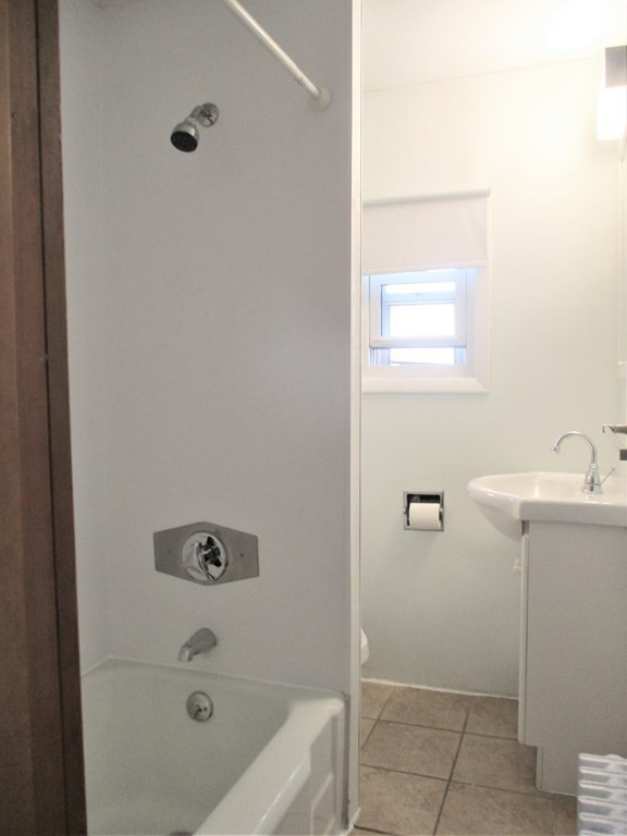 55 Sydney Street, Unit 2 Somerville, MA 02145 - Photo 8 of 12