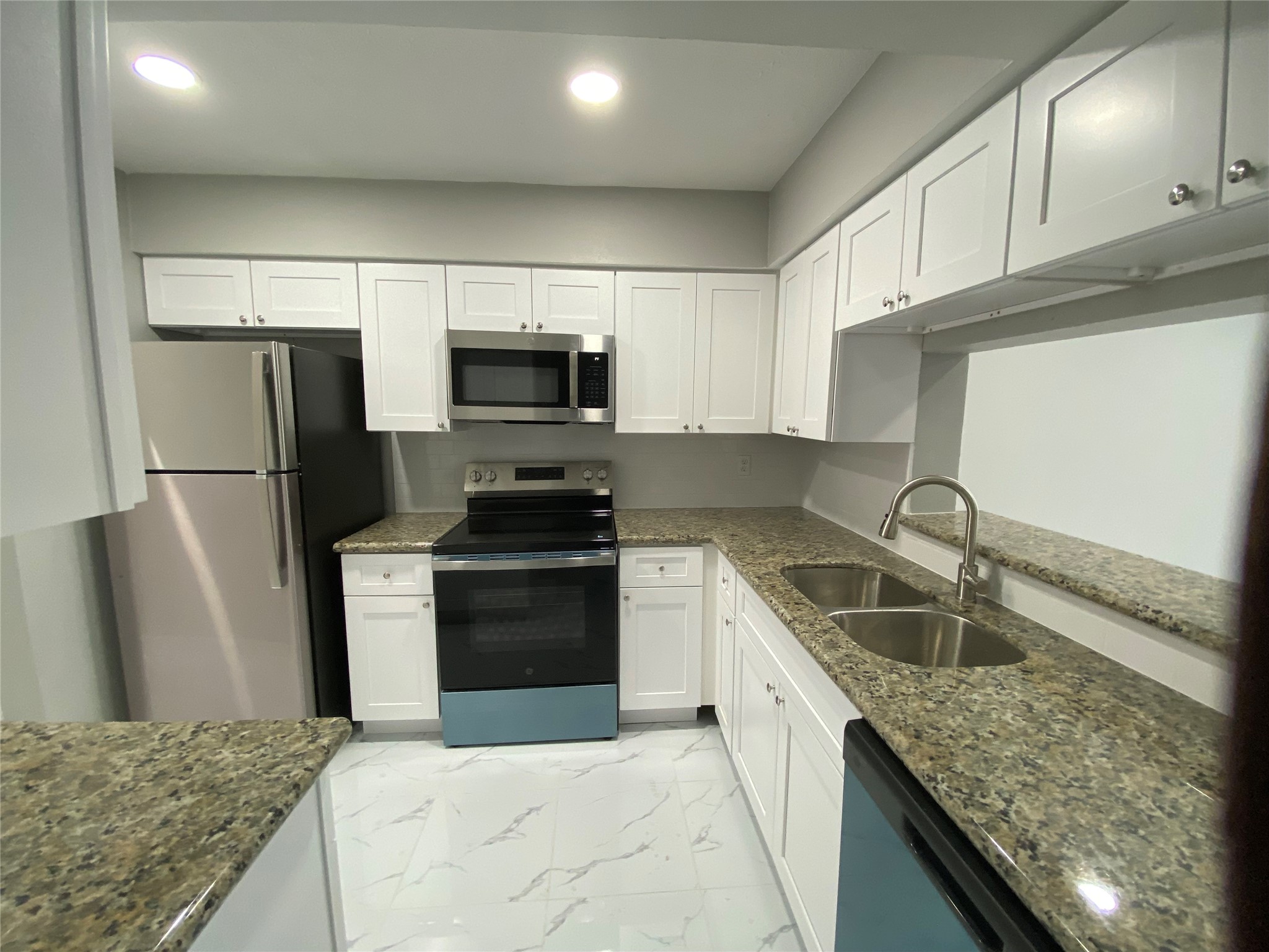 5100 Milwee Street, Unit 141 Houston, TX 77092 - Photo 5 of 17