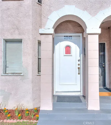 $869,800 | 3945 Woolwine Drive, Los Angeles, CA 90063