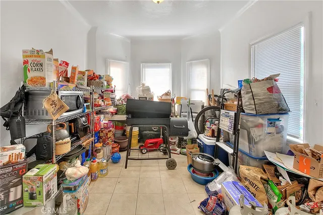 $869,800 | 3945 Woolwine Drive, Los Angeles, CA 90063