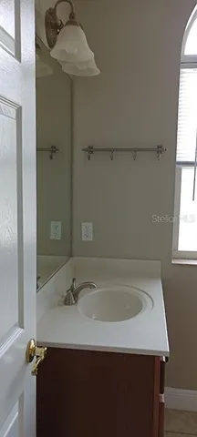 $2,600 | 463 Bayou-Village Drive, Tarpon Springs, FL 34689