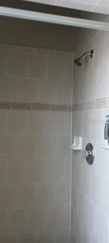 $2,600 | 463 Bayou-Village Drive, Tarpon Springs, FL 34689