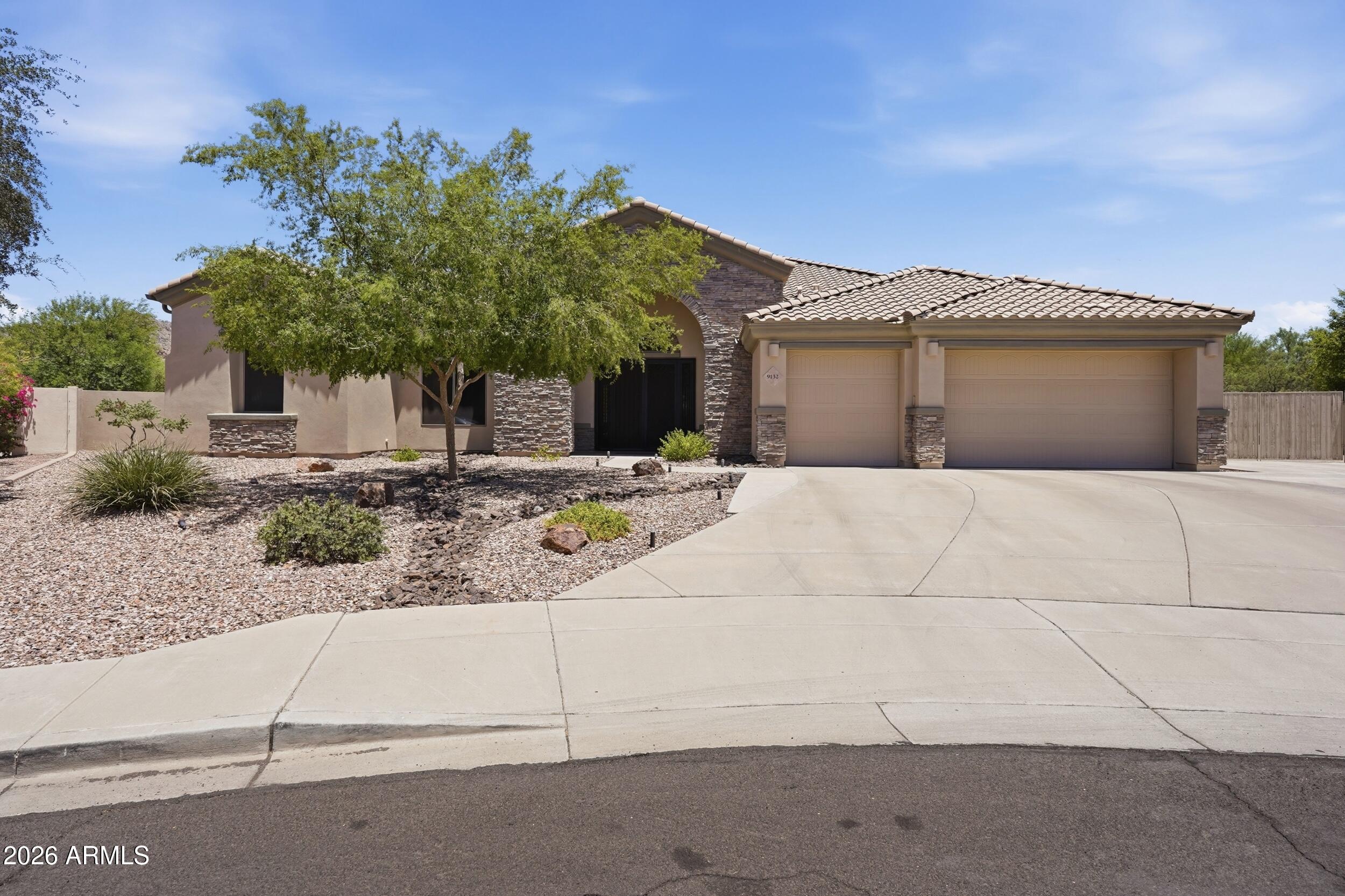 9132 West Bajada Road Peoria, AZ 85383 - Photo 1 of 39 Cul de Sac lot