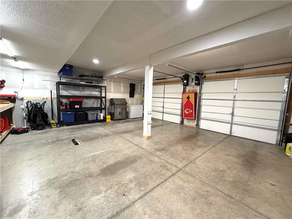 $395,000 | 21401 Noble Street, Spring Hill, KS 66083