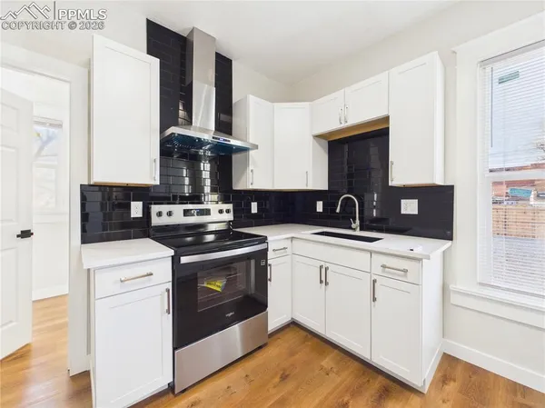 $169,999 | 812 East 6th Street, Pueblo, CO 81001