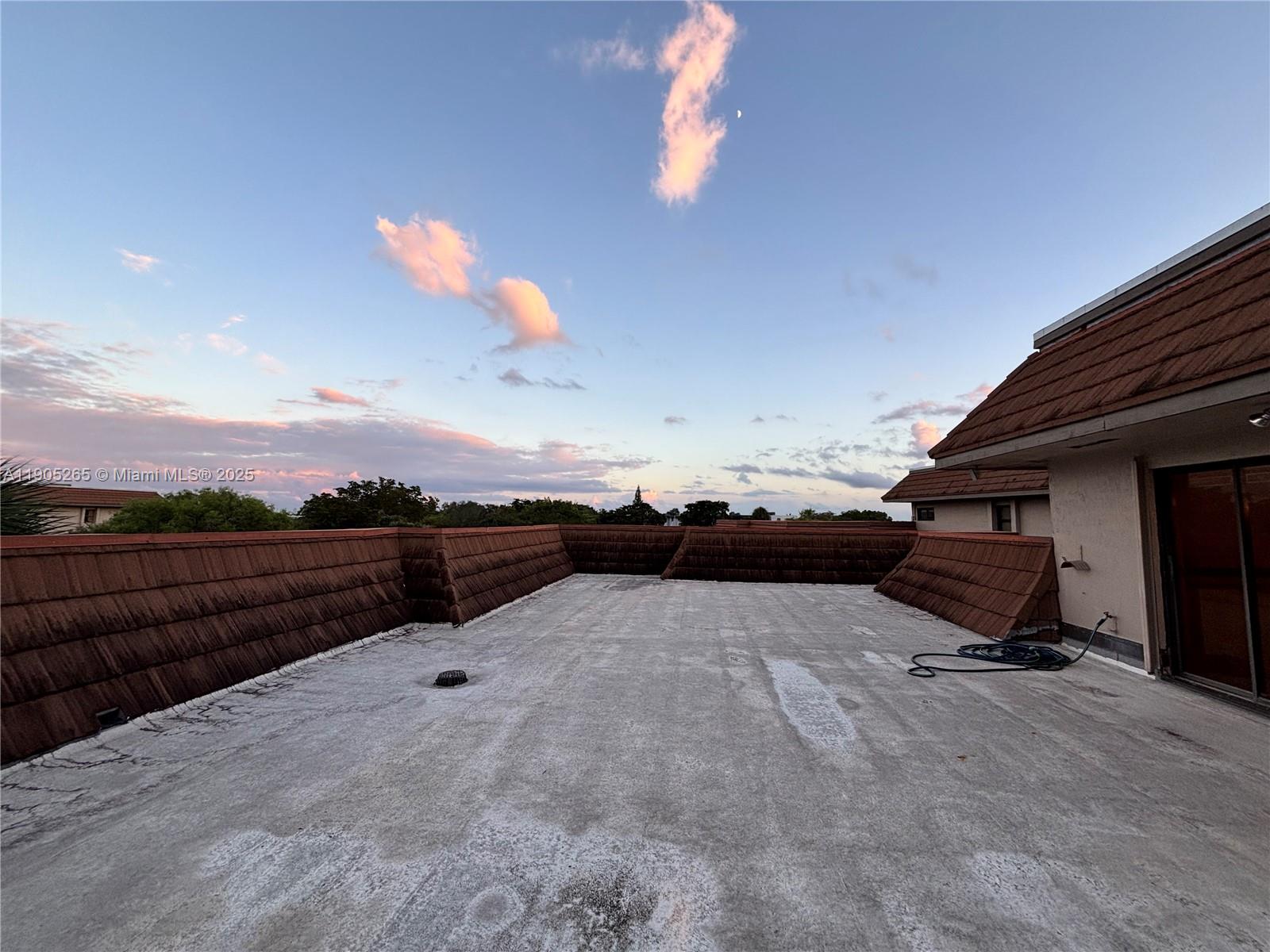 461 Ives Dairy Road, Unit 4022 Miami, FL 33179 - Photo 2 of 42