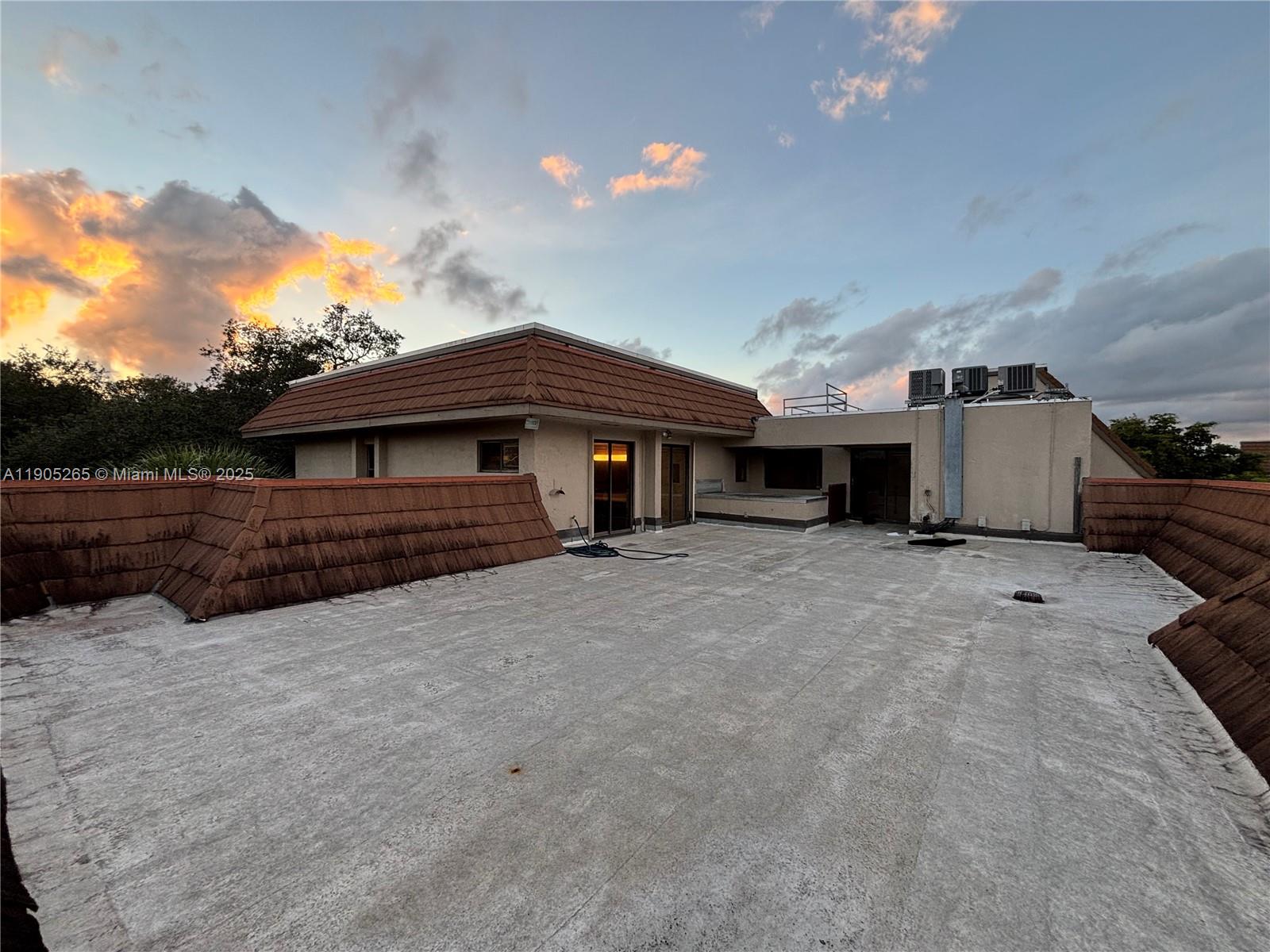 461 Ives Dairy Road, Unit 4022 Miami, FL 33179 - Photo 3 of 42