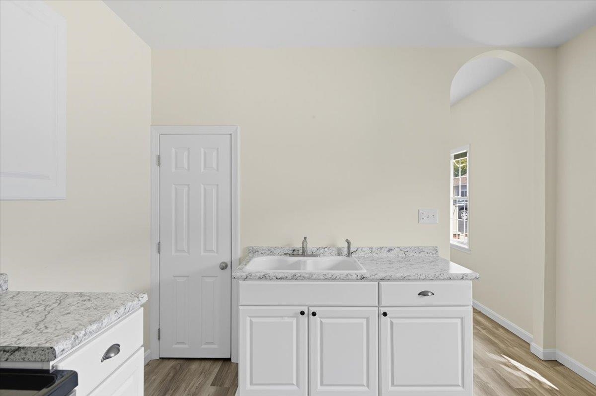 168 Lake Street St. Albans, VT 05478 - Photo 8 of 31