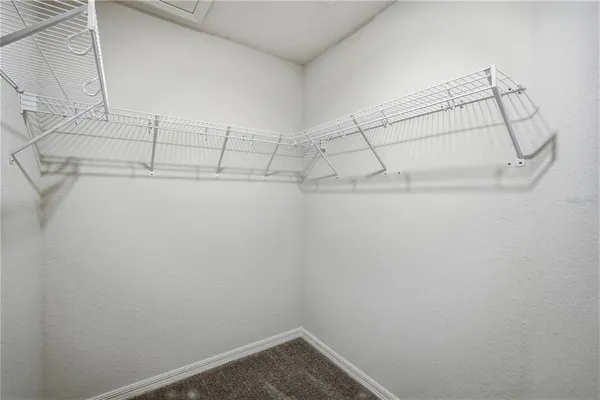 $2,400 | 7100 Twisting Pines Loop, Zephyrhills, FL 33541
