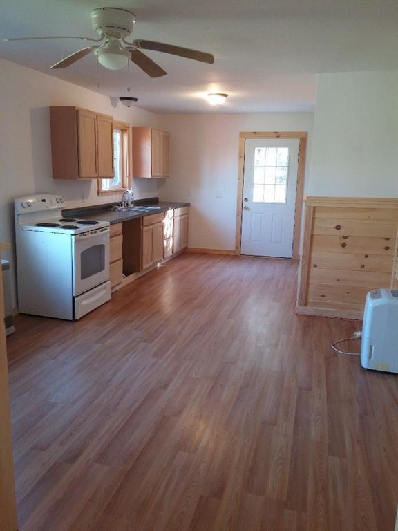 30 Waldoboro Road Friendship, ME 04547 - Photo 9 of 27 Ktichen