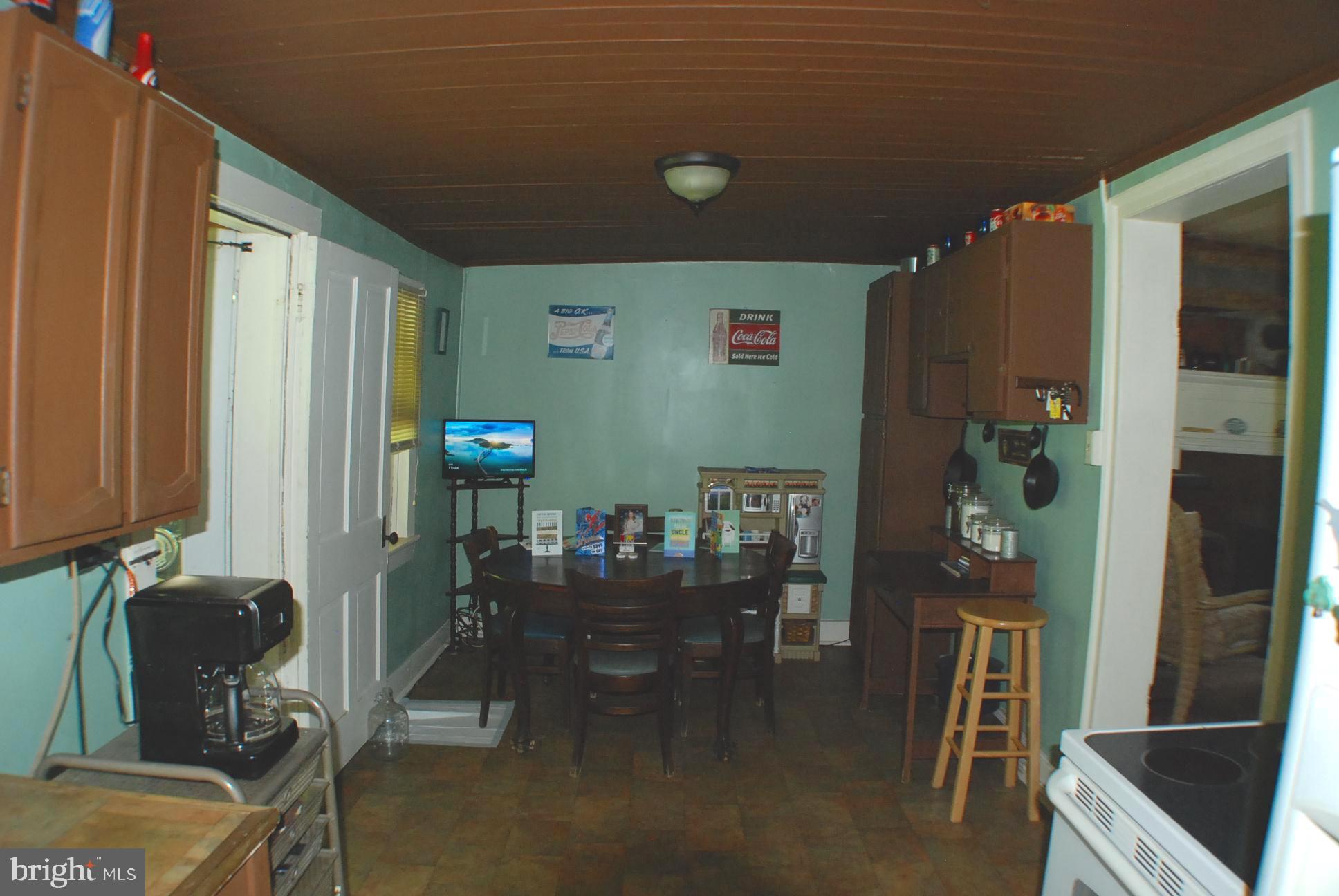 157 Poorhouse Road Winchester, VA 22603 - Photo 17 of 39 Gallery Image 17
