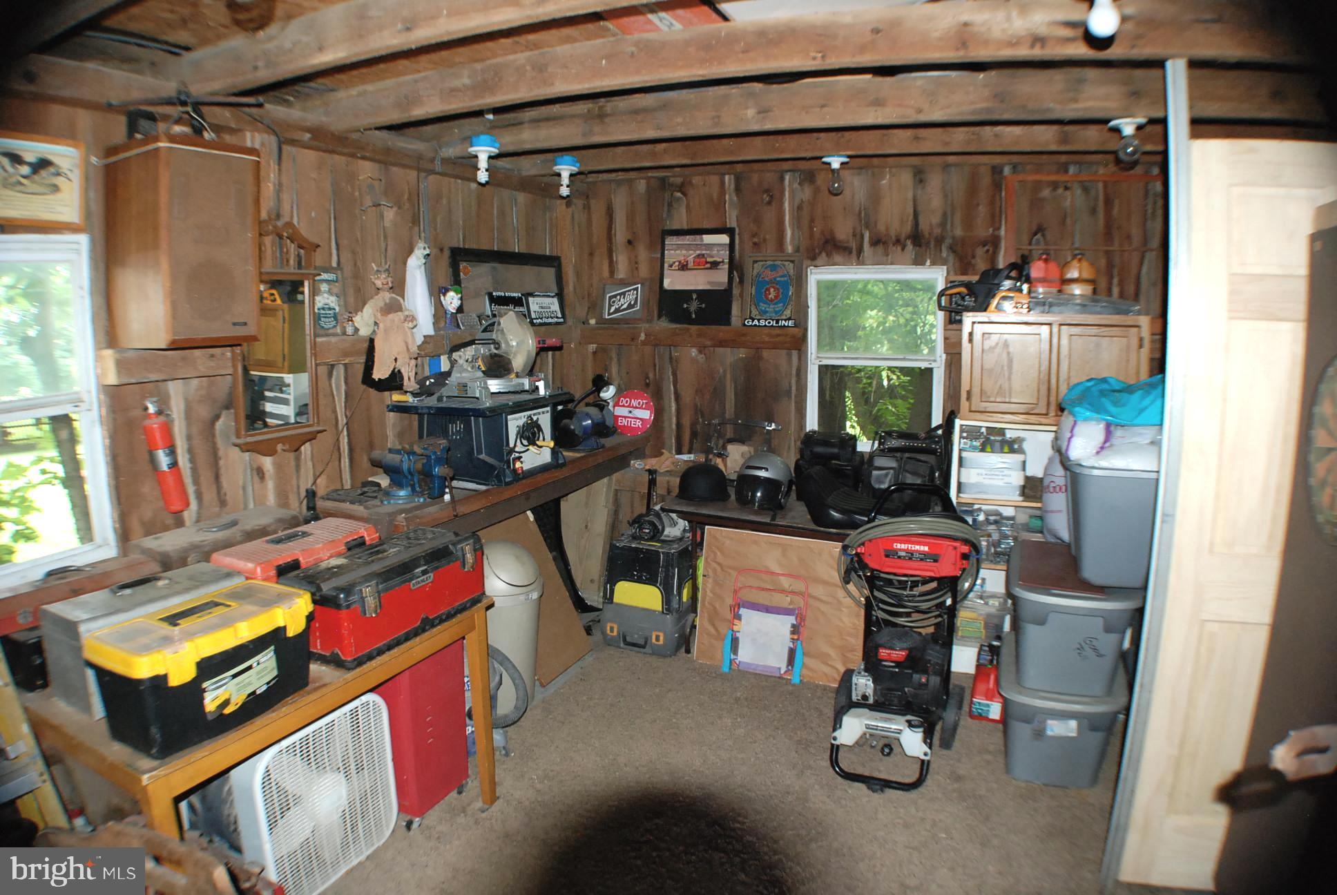 157 Poorhouse Road Winchester, VA 22603 - Photo 36 of 39 Gallery Image 36