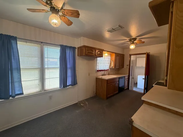 $1,750 | 107 Ave G South, Farwell, TX 79325