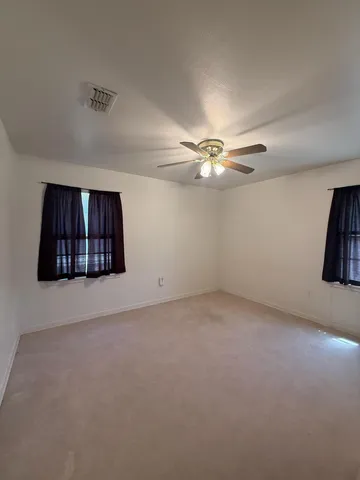 $1,750 | 107 Ave G South, Farwell, TX 79325