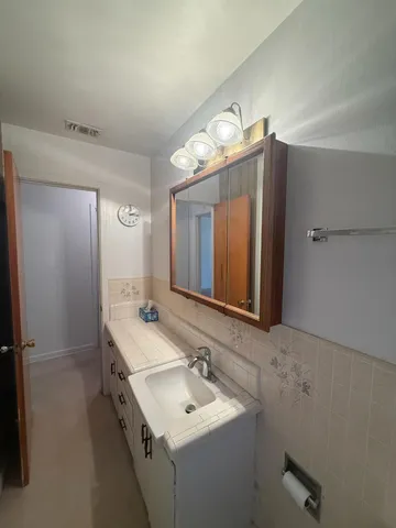 $1,750 | 107 Ave G South, Farwell, TX 79325