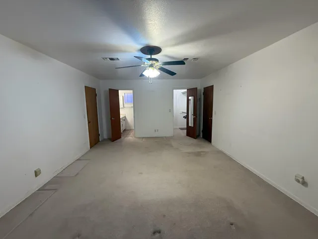 $1,750 | 107 Ave G South, Farwell, TX 79325