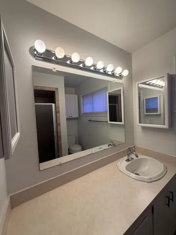 $1,750 | 107 Ave G South, Farwell, TX 79325