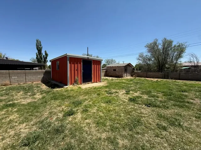 $1,750 | 107 Ave G South, Farwell, TX 79325