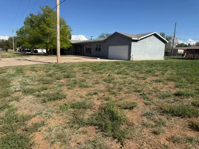 $1,750 | 107 Ave G South, Farwell, TX 79325