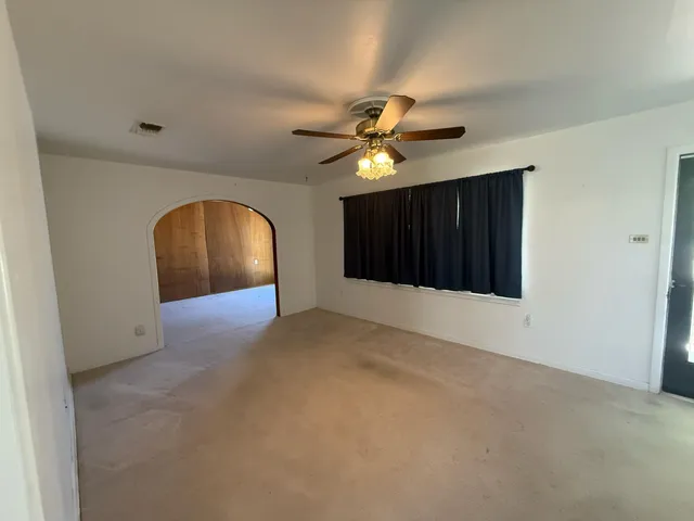 $1,750 | 107 Ave G South, Farwell, TX 79325