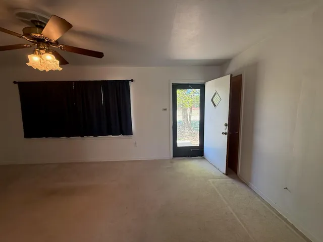 $1,750 | 107 Ave G South, Farwell, TX 79325